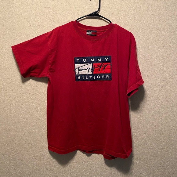 Vintage Throwback Tommy Hilfiger T-Shirt - Picture 1 of 3